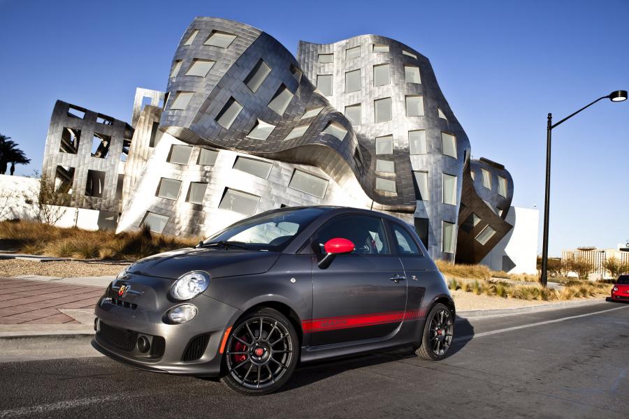  Abarth 500 2014 года  (фото 2 из 16)